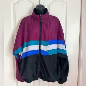 Avait Sportif Large Vintage Throwback Windbreaker Style Jacket Amazing Condition